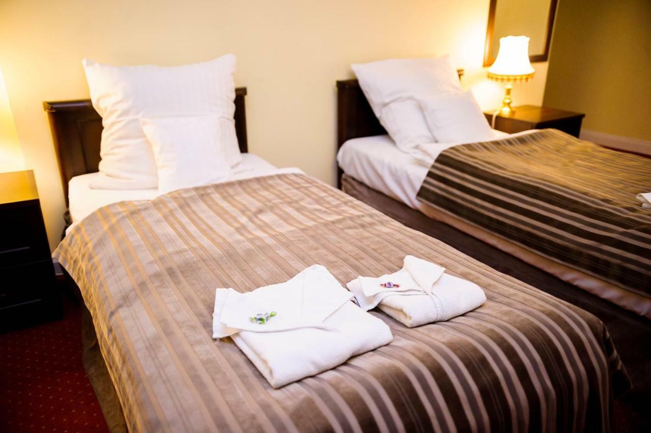 Hotel Dwor Sójki 外观 照片
