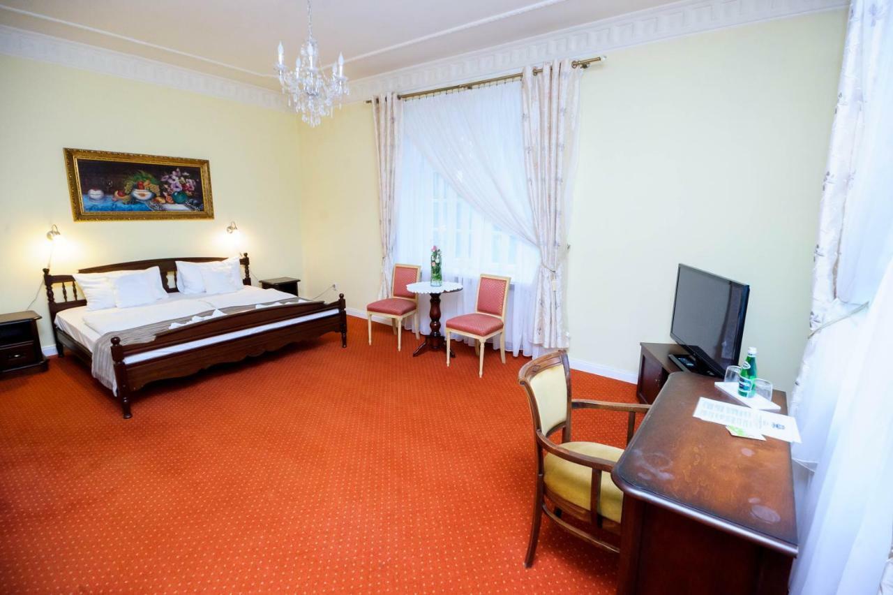 Hotel Dwor Sójki 外观 照片