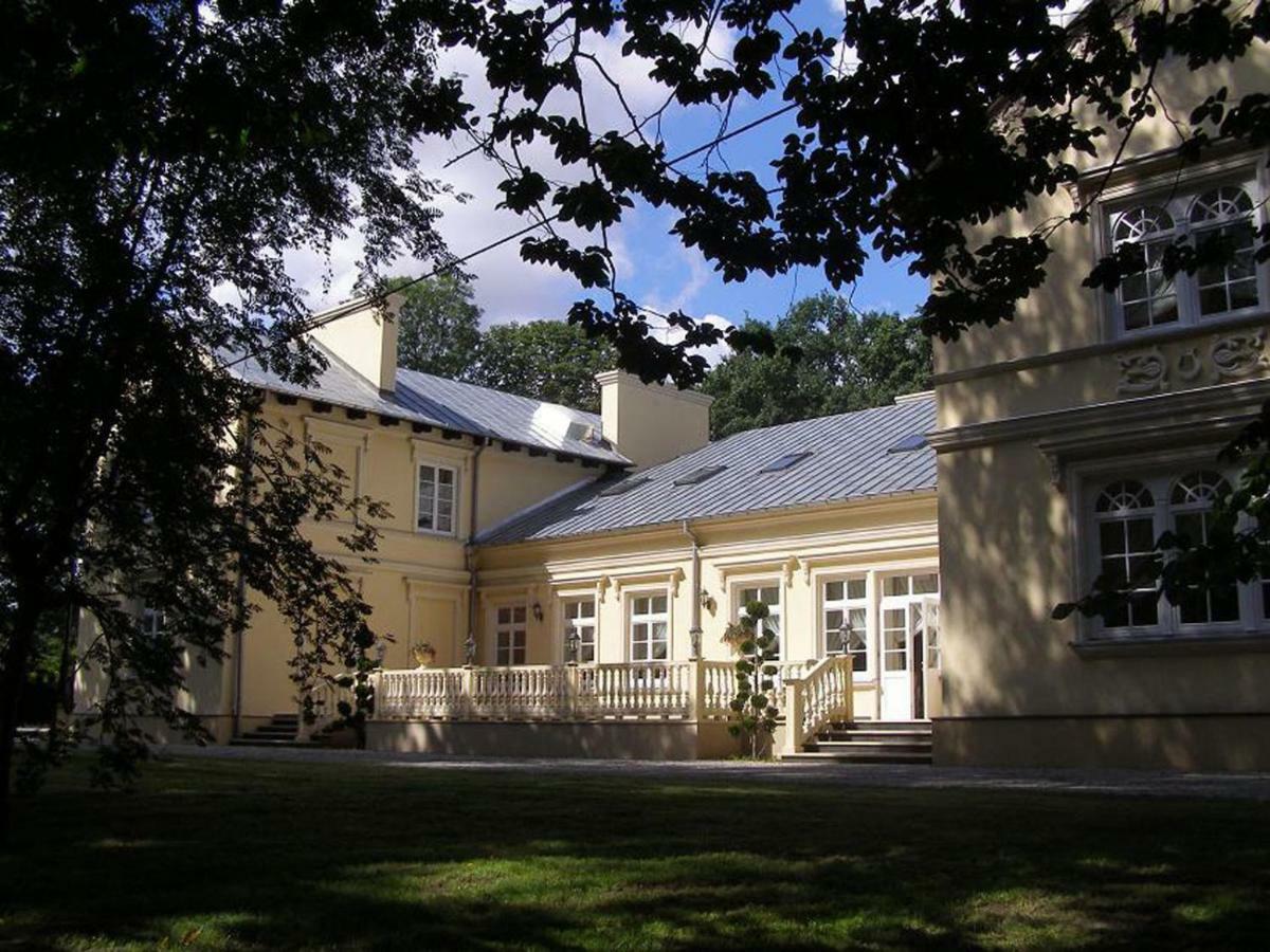 Hotel Dwor Sójki 外观 照片