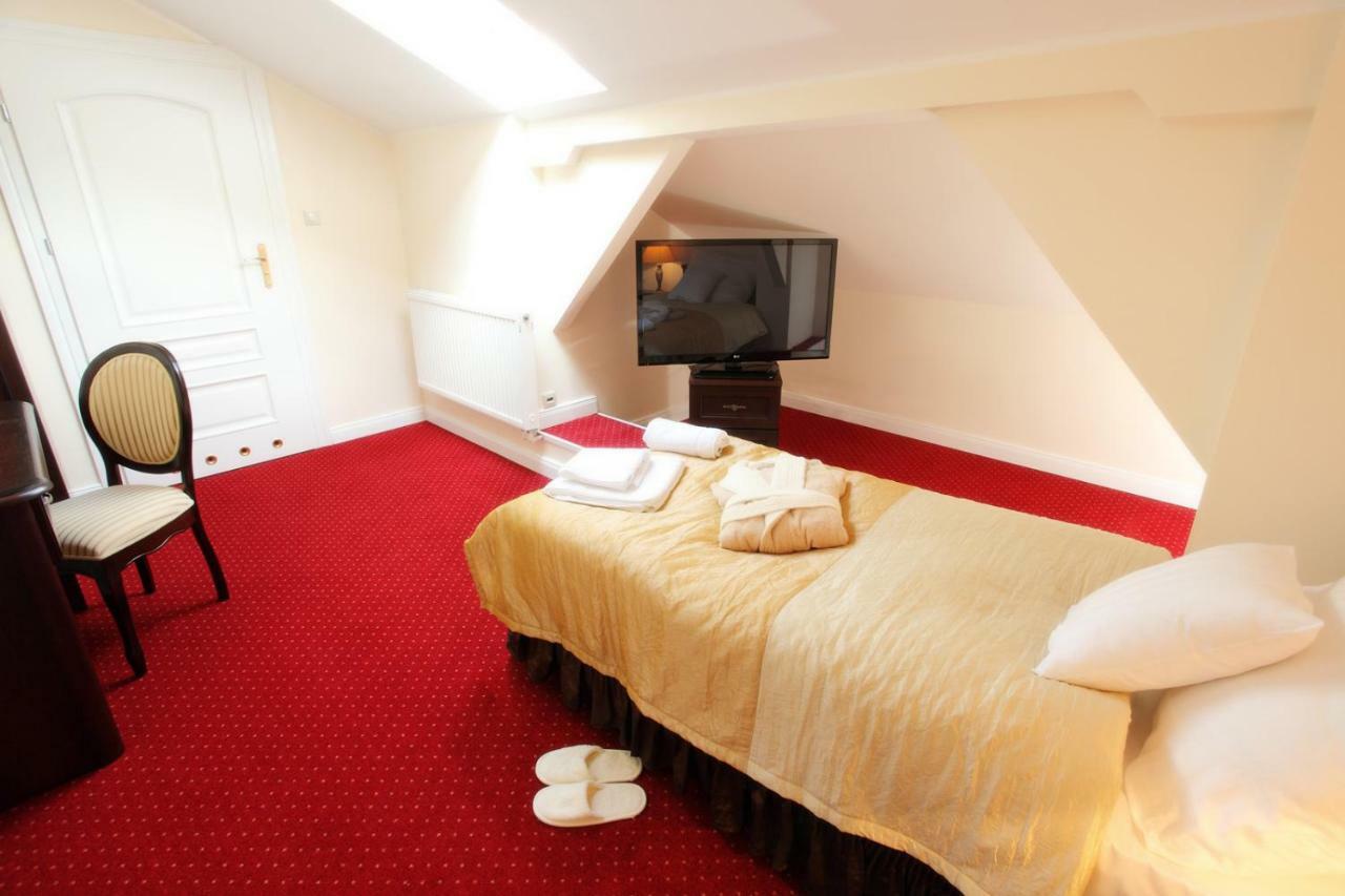 Hotel Dwor Sójki 外观 照片